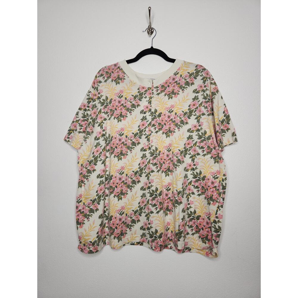 Vintage 80s 90s Venezia Floral Henley Tshirt Shirt Nature CottageCore Skate
